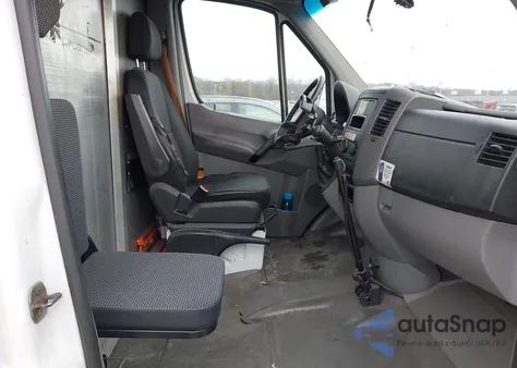 2011 Mercedes-Benz Sprinter 2500 High Roof from USA, damaged, VIN WD3PE8CB2B5580394
